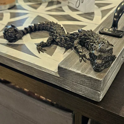 Rồng Cánh Hoa Đuôi Chùy Khớp Linh Hoạt (FLAIL TAIL PETAL DRAGON ARTICULATED FLEXI)