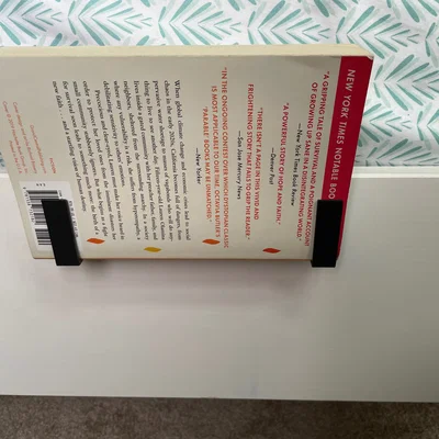 Giá đỡ sách treo cạnh giường (Bed side book stand)