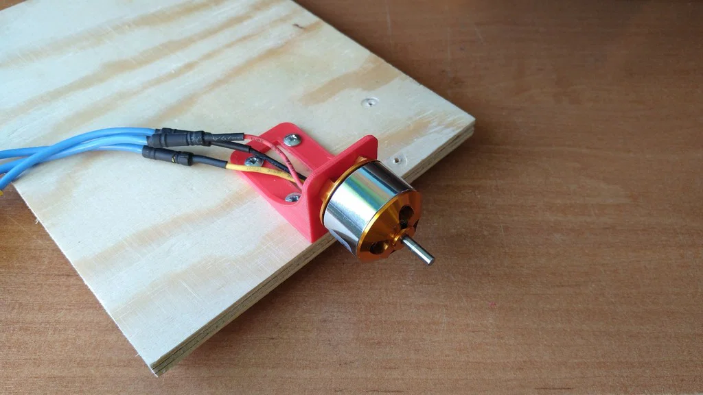 Ngàm gắn motor A2212 BLDC có rãnh đi dây (cables channel) - Image 3