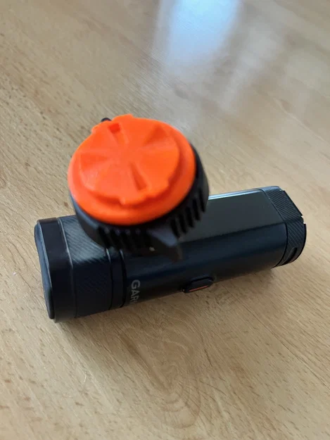 Ngàm chuyển đổi Garmin Male-to-Male cho đèn xe đạp Varia - Image 1