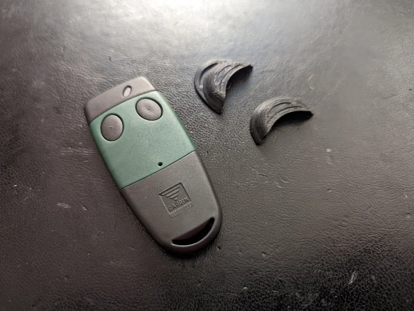 Nắp pin thay thế cho remote Cardin S449 - Image 1