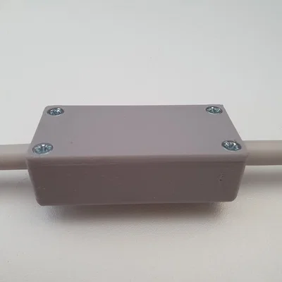 Hộp nối điện dẹt để nối 2 dây cáp (Flat connection box for 2-cable connection)