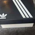 Mô hình Adidas Mini Shoe box - Hộp đựng đồ 3D phong cách - Thumbnail 5
