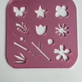 Khuôn vẽ hình hoa lá (Flower Stencil) in 3D tiện lợi cho bé và mọi người - Thumbnail 1