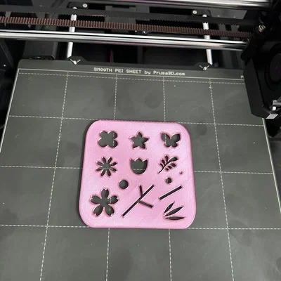 Khuôn vẽ hình hoa lá (Flower Stencil) in 3D tiện lợi cho bé và mọi người