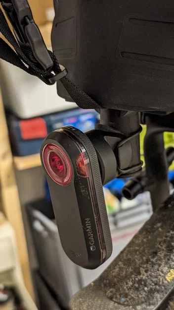 Giá đỡ đèn Tailfin Aeropack (Tailfin Aeropack Light Mount) - Image 1