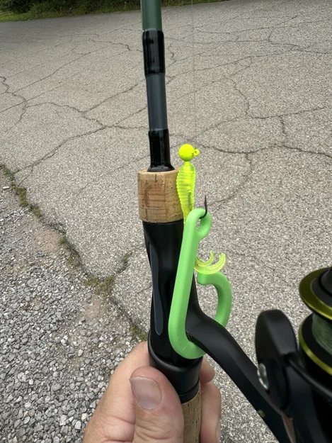 Phụ kiện giữ lưỡi câu Fishing Hook Keeper cho cần câu in 3D - Image 1