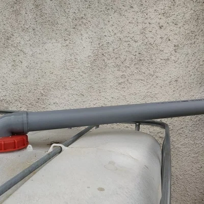 Bộ hứng nước mưa sân vườn (Garden rainwater collector)