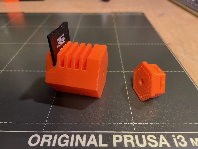 Khay Đựng Thẻ SD Gắn Tường Honeycomb Storage Wall - Image 1