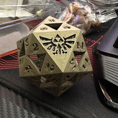 Triforce D20 – Xúc xắc D20 lấy cảm hứng từ TriForce