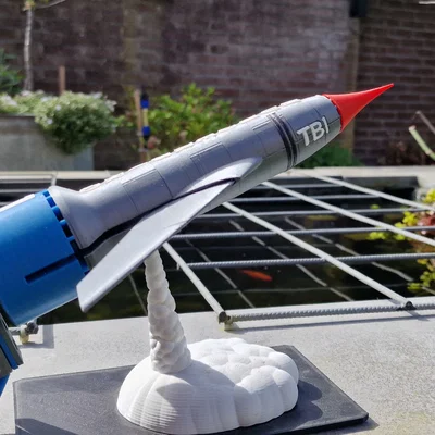 Mô hình phi thuyền Thunderbird 1 3D chi tiết cho fan hâm mộ