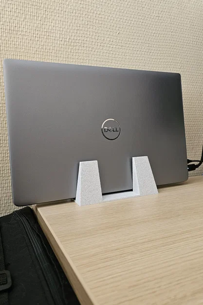 Dock Dựng Đứng Laptop (Upright Laptop Dock) - Image 1