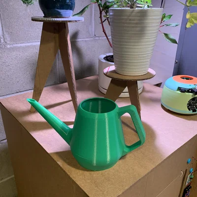 Bình tưới cây mini thiết kế 3D tiện dụng, không cần support