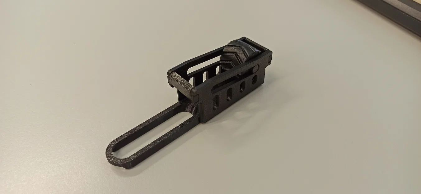 Roller Clamp - Vận hành một tay & kiểm soát lưu lượng - Image 9