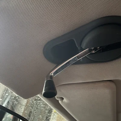 Núm tay quay sunroof cho xe BMW (Sunroof Knob for BMW vehicle)