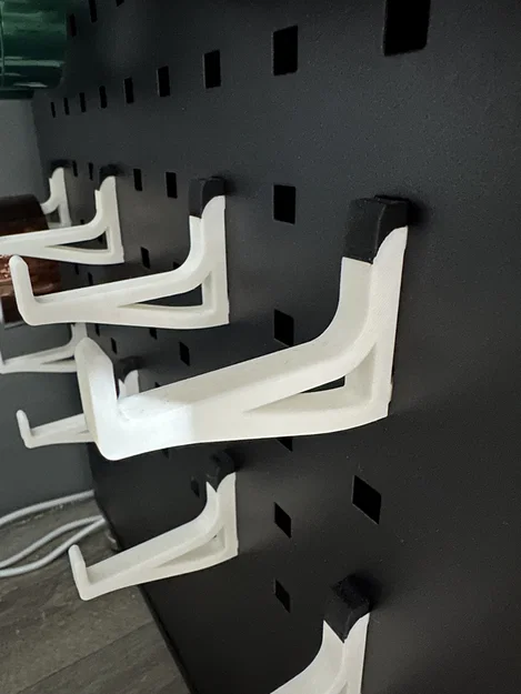 Móc Pegboard Vuông Có Khóa (Square Pegboard Hook with Lock) - Image 2