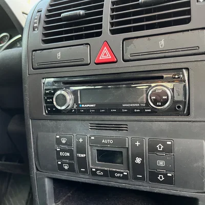 Mặt dưỡng 1Din cho Audi A2 - Nâng cấp đầu radio chuyên nghiệp