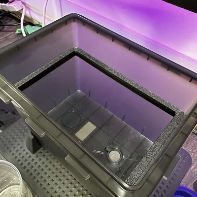 Giá đỡ build plate trong wash bucket cho HeyGears Ultracraft Reflex (Shim)