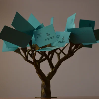 Cây Đựng Danh Thiếp (Business Card Tree)