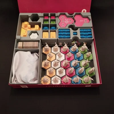 Huang (Board Game) - Insert/Organizer Deluxe Edition