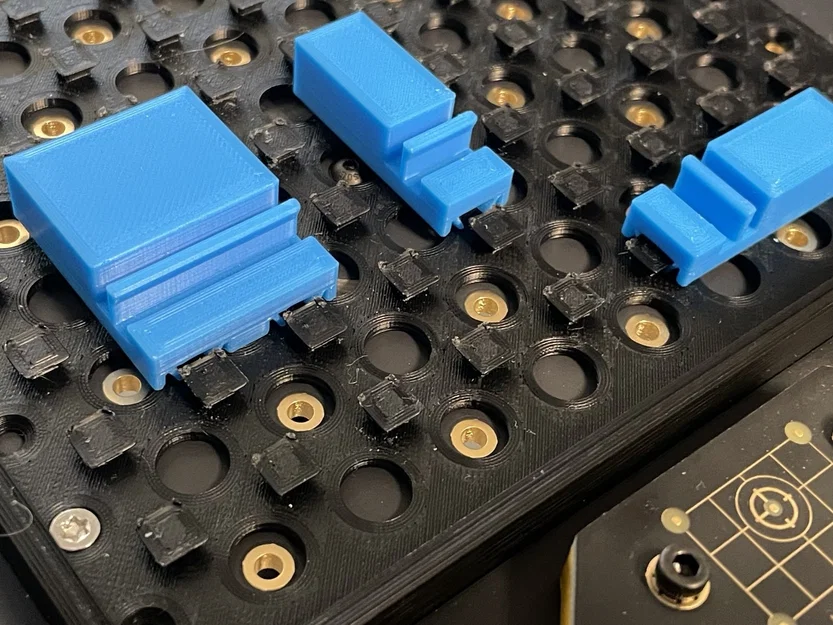 Gá PCB/Panel linh hoạt Menlu cho LumenPnP (Dovetail Slider Mount) - Image 3