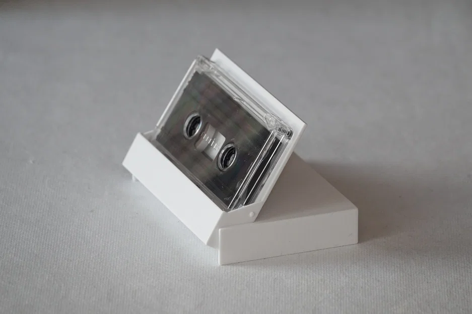 Hộp Băng Cassette Audio (Obal Audiokazety) - Image 1