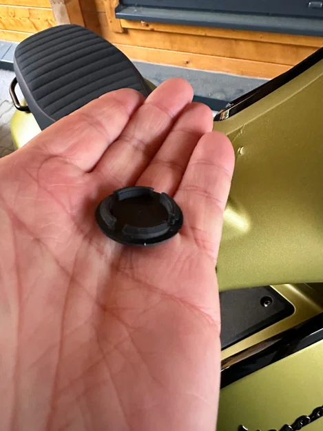 Nắp che lỗ gương xe Vespa GTS - Phụ kiện 3D gọn gàng, tinh tế - Image 1