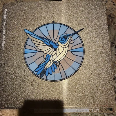 HueForge Chim Ruồi Phong Cách Kính Màu (Stained Glass) – In 2 Phần