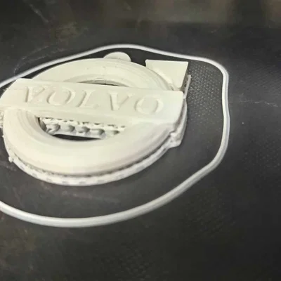 Móc khóa logo Volvo in 3D đẹp mắt, dễ thực hiện