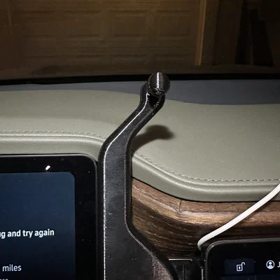 Giá đỡ điện thoại cho Rivian (Phone Mount for Rivian)