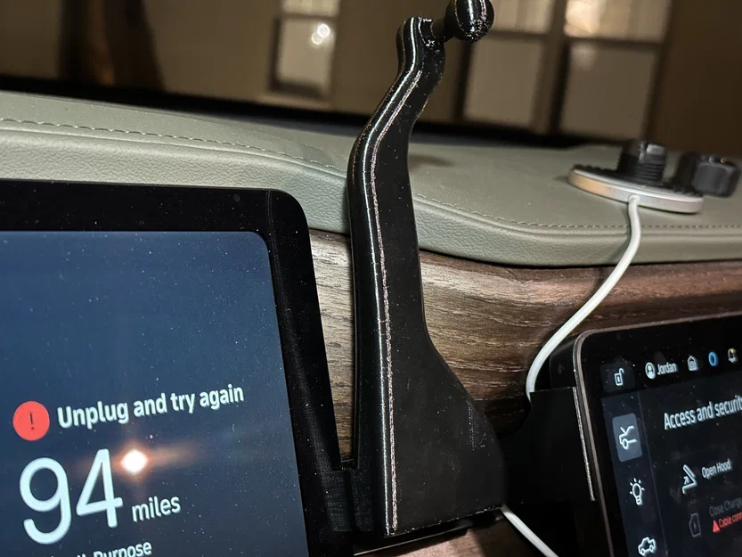 Giá đỡ điện thoại cho Rivian (Phone Mount for Rivian) - Image 6