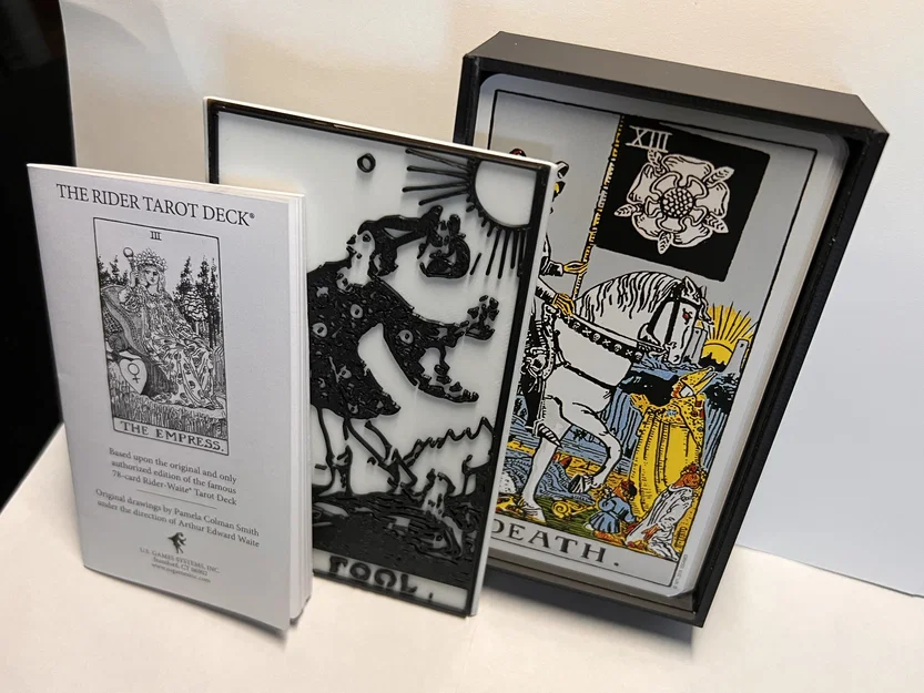 Hộp Tarot Rider Waite – The Fool (Lithograph Style) kèm nắp khoét - Image 1