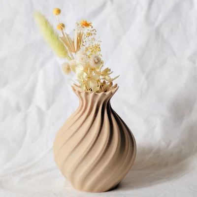 Bình hoa xoắn ốc 3D (Twisted Pot) trang trí nhà cửa độc đáo