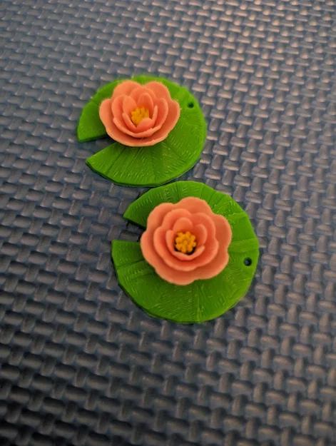 Bông tai hình lá sen 3D (Lilypad Earrings) xinh xắn và dễ thương - Image 2
