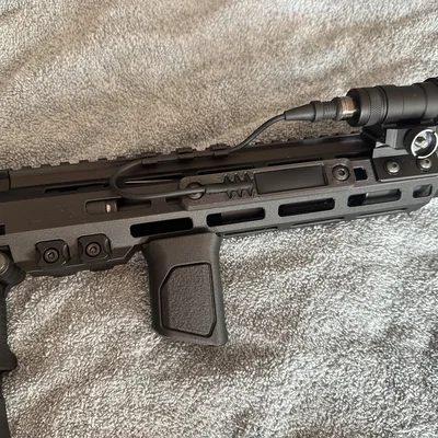Arcturus AT-NY04 Honey Badger M-LOK Handguard (9.5")