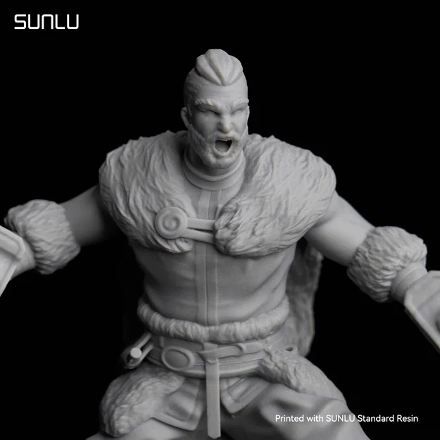 Viking_pose01_SUNLU – Mô hình Viking cầm búa in resin - Image 3