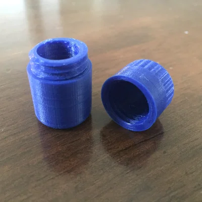 Hộp đựng thuốc mini in 3D có móc treo tiện lợi