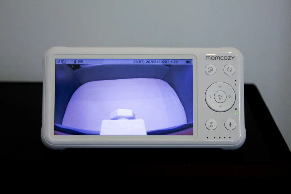 Ngàm kẹp giường cho camera Momcozy Babyphone - Image 7