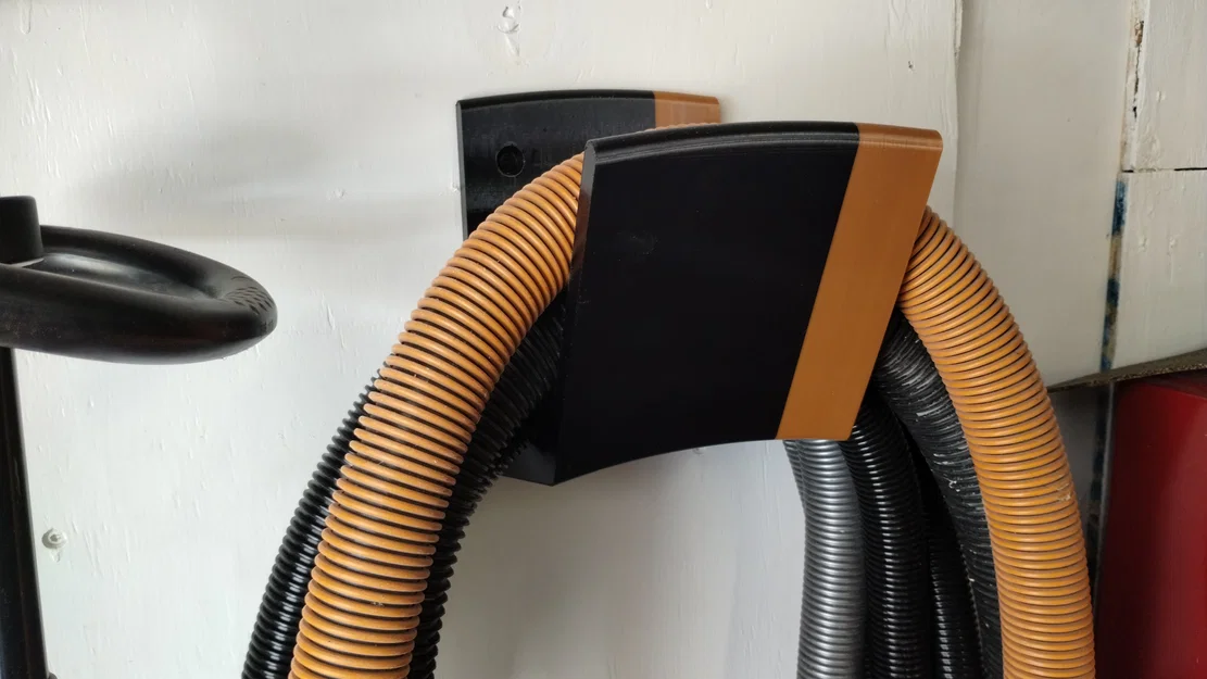 Giá treo tường giữ ống máy hút bụi (Shop vac hose holder) - Image 1