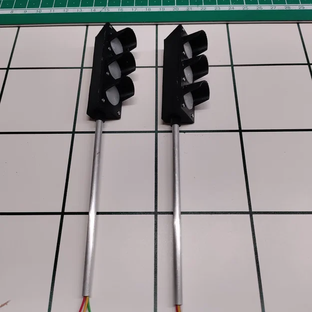 Đèn giao thông tỉ lệ 1/14 - Image 2