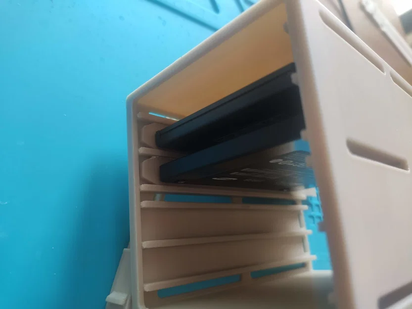 Khay 4 Ổ 2.5 Inch (4 2.5 Drive Bay) - Image 7