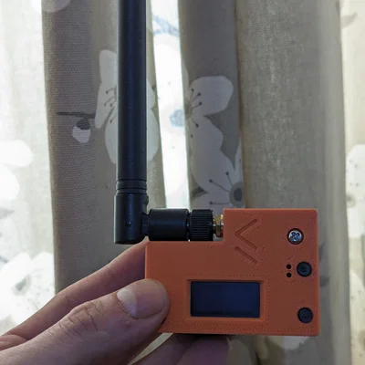 Hộp mini Heltec V3 (vừa anten 13mm)