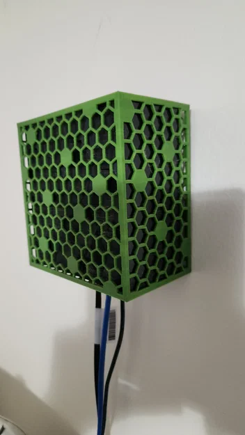 Giá treo tường 3D cho bộ định tuyến Nighthawk MR60/MS60 gọn gàng - Image 1