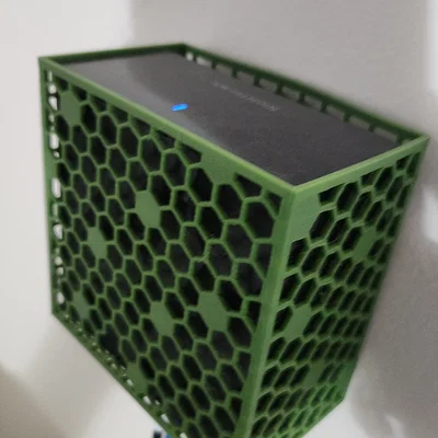 Giá treo tường 3D cho bộ định tuyến Nighthawk MR60/MS60 gọn gàng
