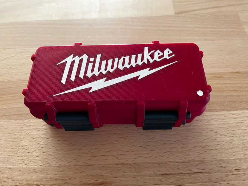 Hộp đựng kính bảo hộ Milwaukee Rugged Safety Glasses Case - Image 1