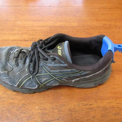 Sneaker Spurs – Cựa cao bồi gắn gót sneaker