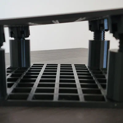 Stand chỉnh 4 điểm (cho máy chiếu, v.v.)