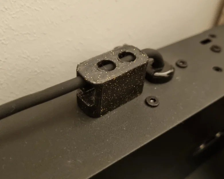 Cố định cáp tối giản cho Flashforge Adventurer 5M - Image 1