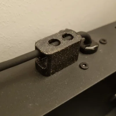 Cố định cáp tối giản cho Flashforge Adventurer 5M