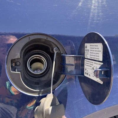 Dây đai giữ nắp bình xăng VW Passat 3BG B5.5 (Tankdeckel Halteband)